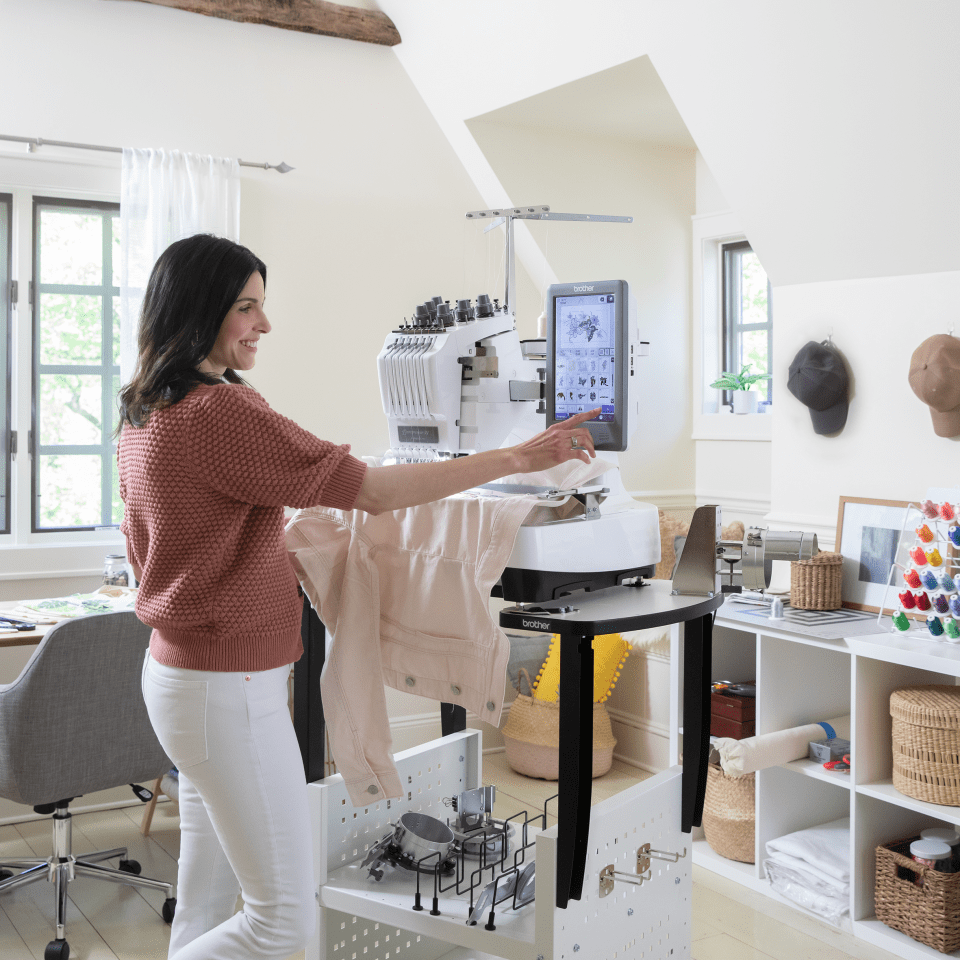 multi-needle embroidery machine pr680w work space