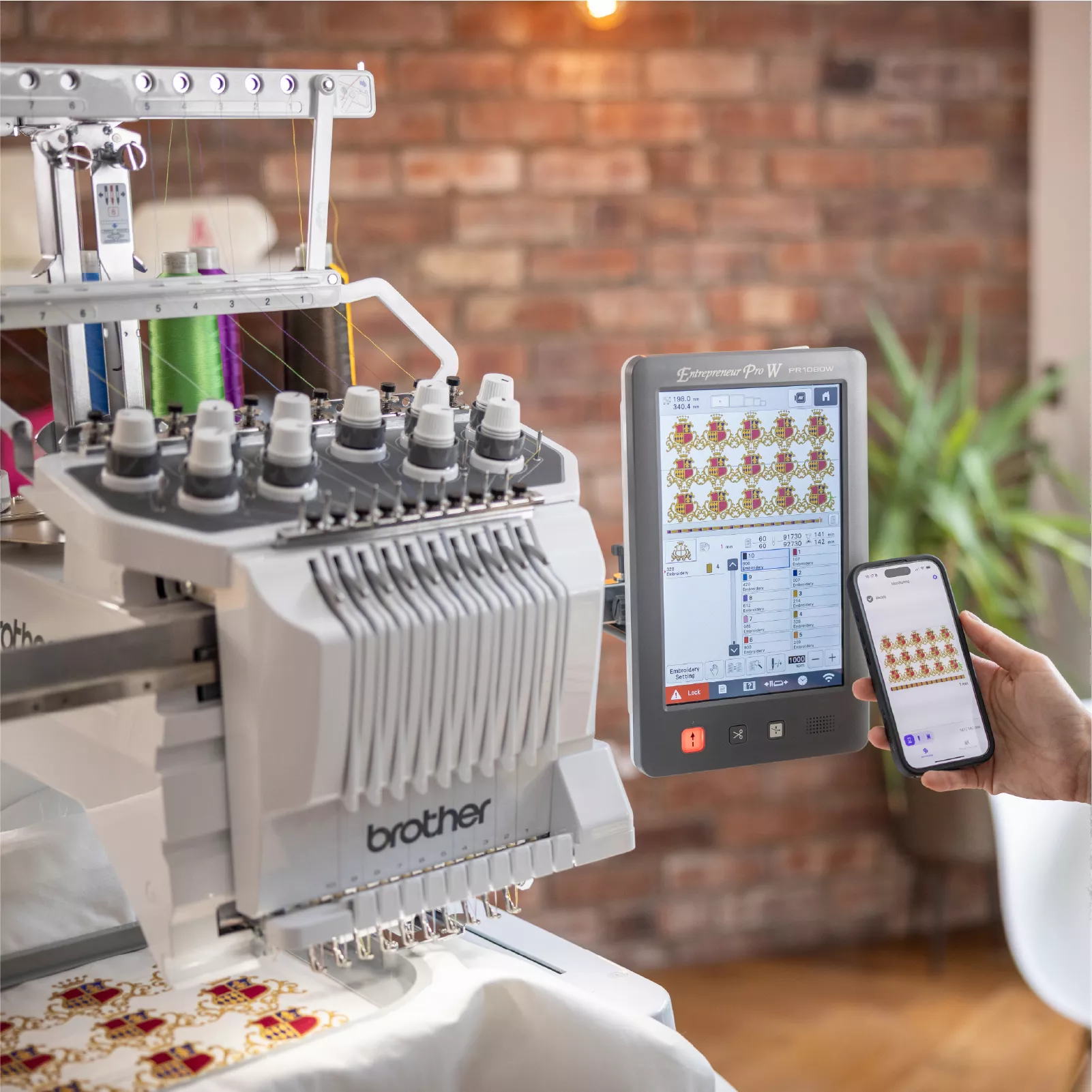PR1060W intelligent Matrix Copy function – automatically arranges multiple identical designs to maximise embroidery space