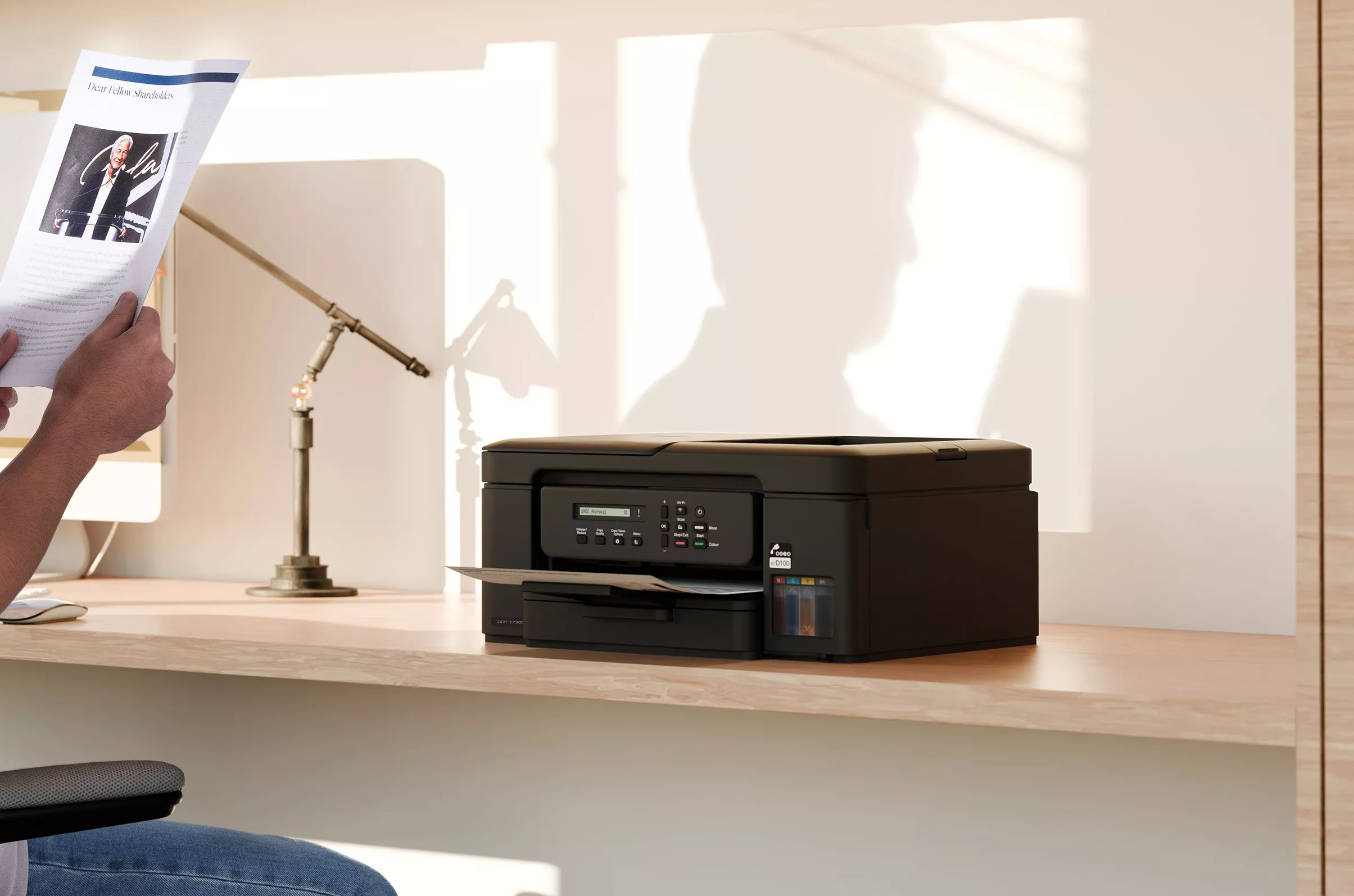 輕巧尺寸，確保完美契合辦公空間