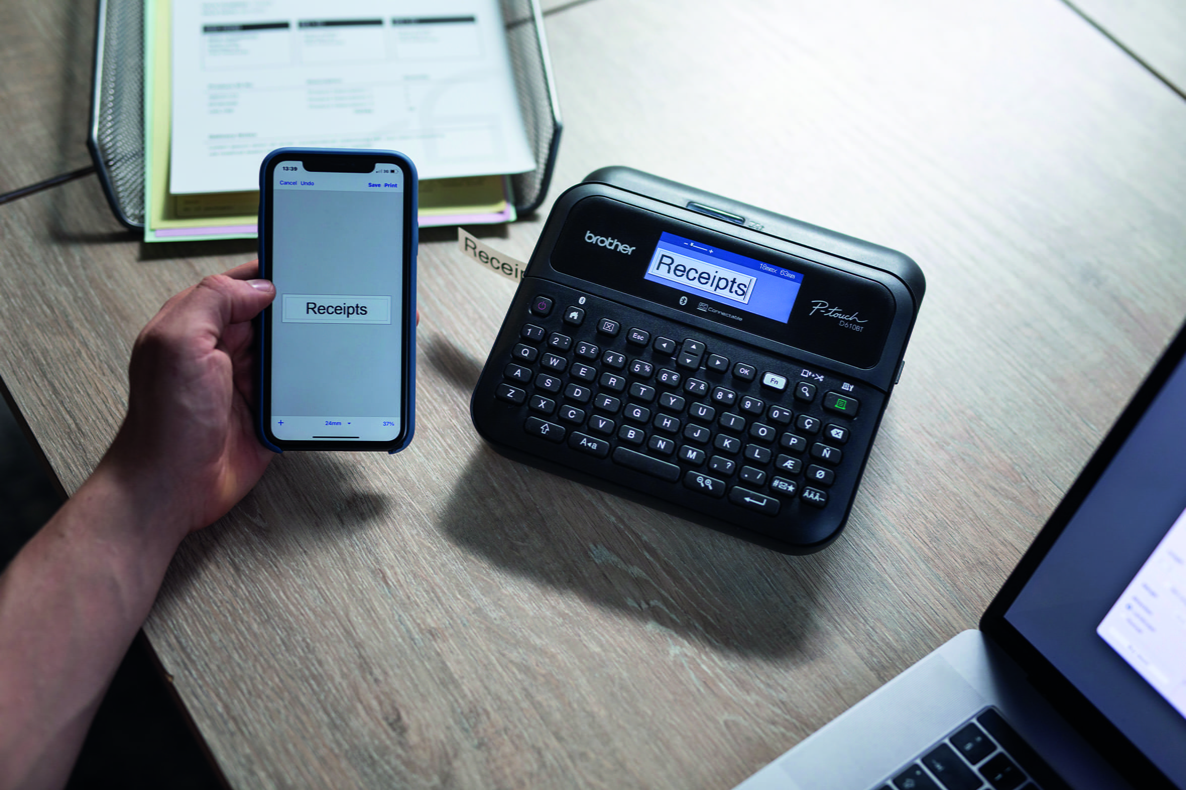 Handheld label printer